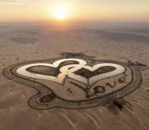 Озеро любви в Дубае