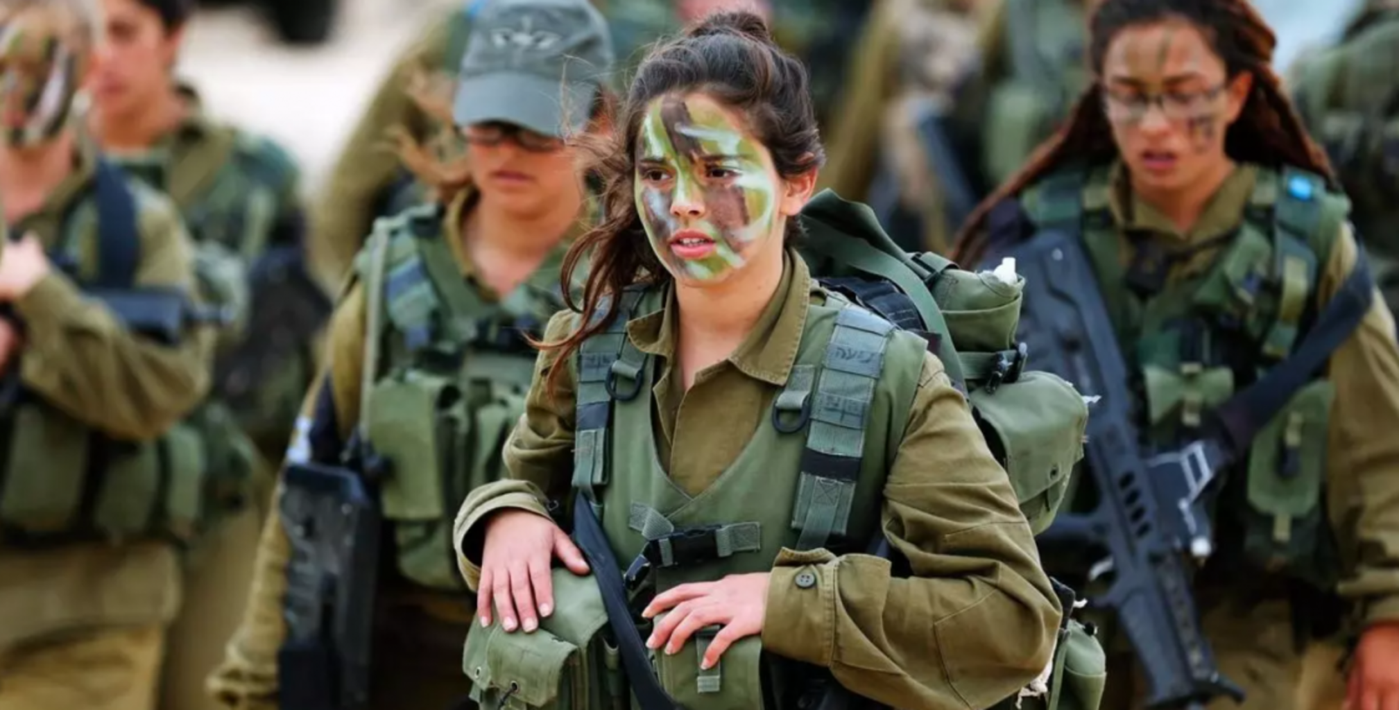 Сколько женщин служит. Солдатки Израиля батальон ЦАХАЛ. ЦАХАЛ армия обороны Израиля. ЦАХАЛ армия обороны Израиля девушки.