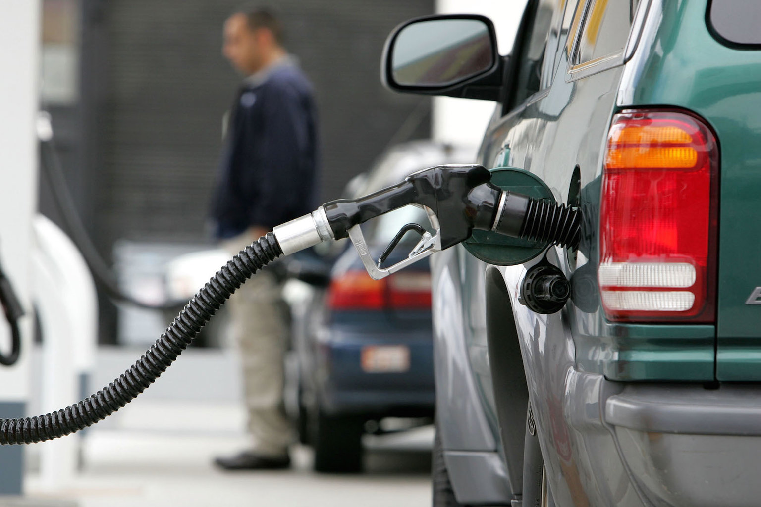Как изменятся цены на бензин в ближайшее время в России