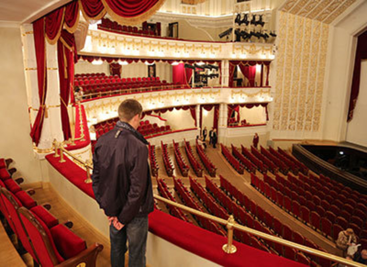 Оперный театр Минск зал