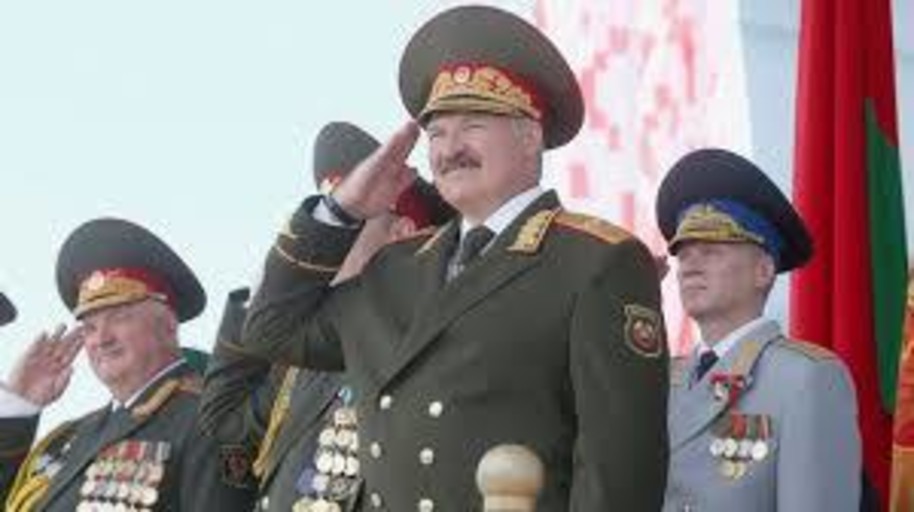  Лукашенко: отдельные российские депутаты и сенаторы изъявили желание посетить парад в Минске 