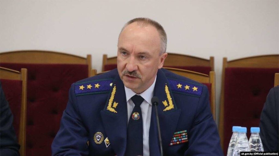 Почему Лукашенко уволил генпрокурора Конюка? Версии о финансовой поддержке репрессированным и сына, который работал в PandaDoc