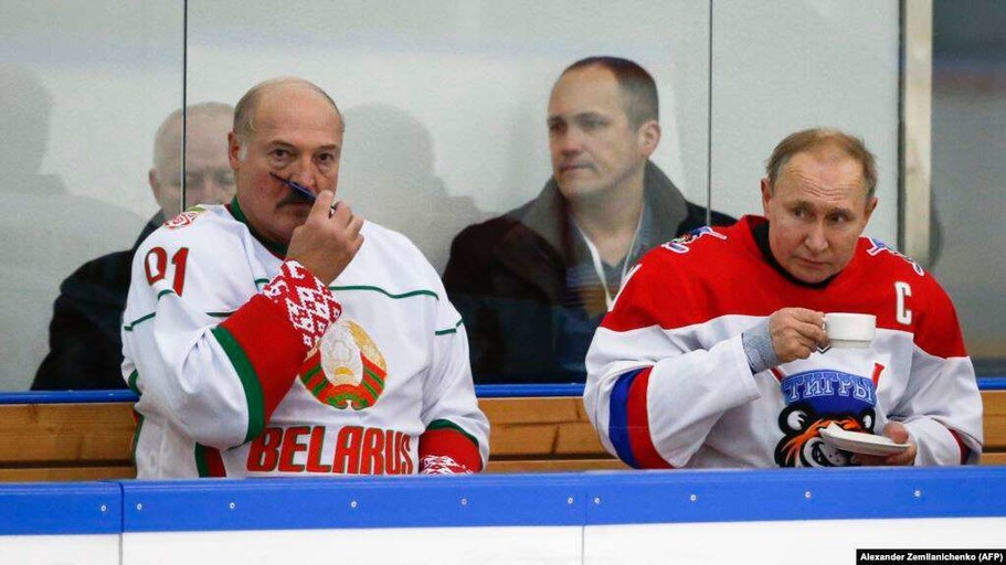 Сивицкий: «Конец года будет переломным. И Россия будет вести себя по отношению к Лукашенко уже жестче»