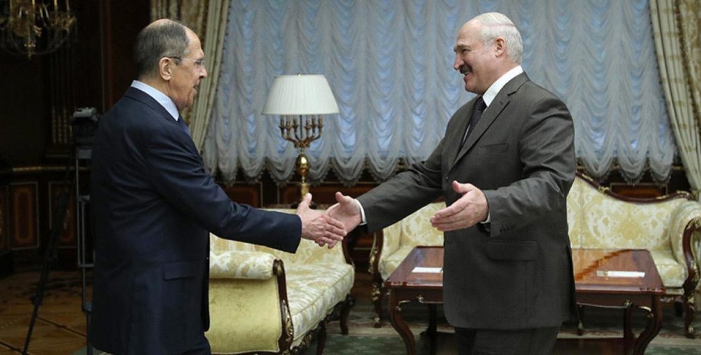 Москве нужно разговаривать в Минске не только с Лукашенко — российское СМИ