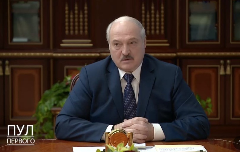 Лукашенко назвал новые сроки принятия Конституция