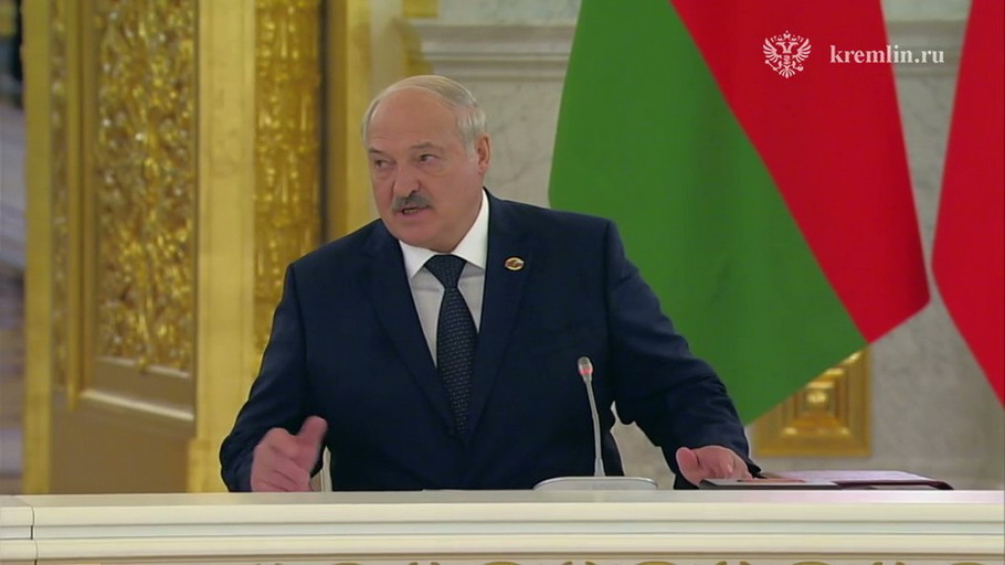 Лукашенко о переговорах с Путиным: Мы достигли согласия. В ближайшее время вы это все услышите и увидите