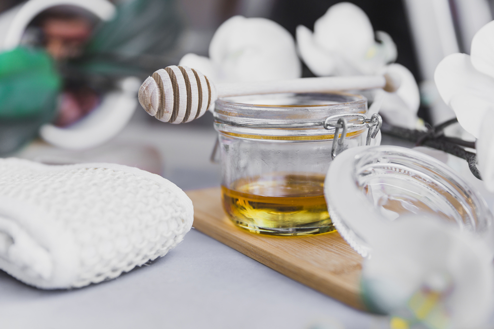 Почему мед засахаривается и как правильно его растопить