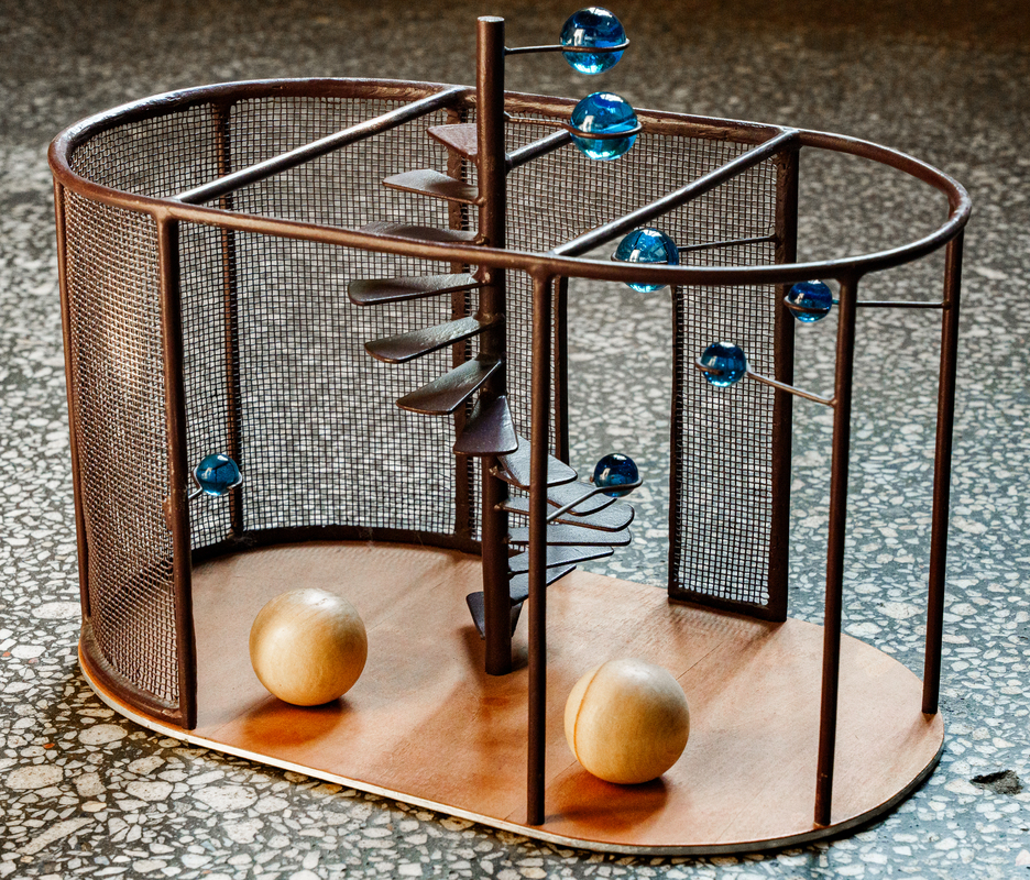 Тактильная модель «Луиз Буржуа. Клетка (Последнее восхождение)»
