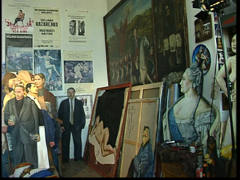 Татьяна Назаренко в своей мастерской