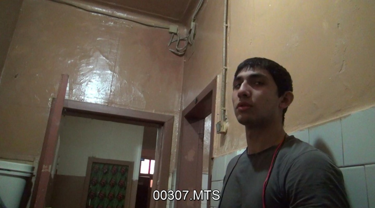Хроники выселения мигрантов из общежития в Барабанном переулке в Москве
