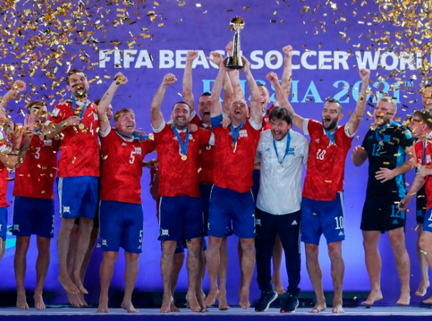 Сборная России - трёхкратный чемпион мира по пляжному футболу!