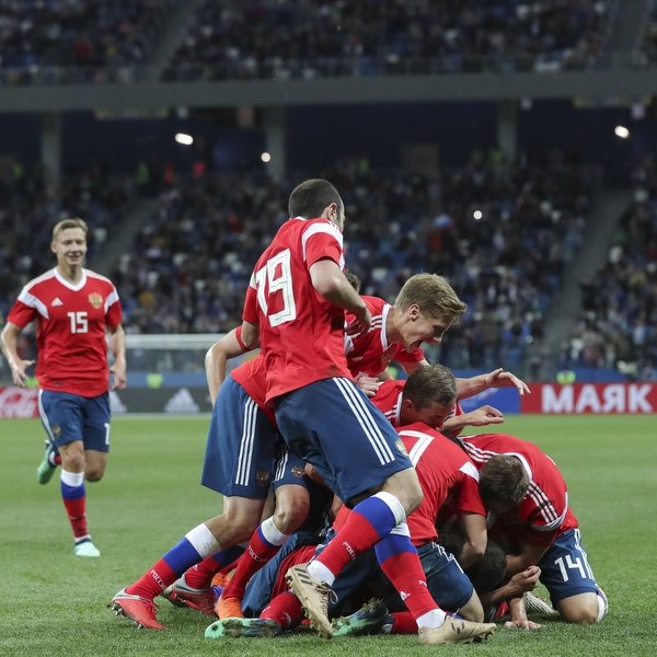 Футбол россия сербия счет