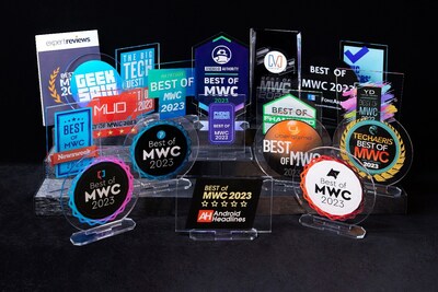 Cкладной HONOR Magic Vs завоевал несколько наград от СМИ на Всемирном мобильном конгрессе (MWC 2023)